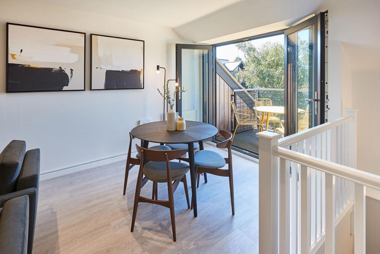 Host & - St Johns Mews
